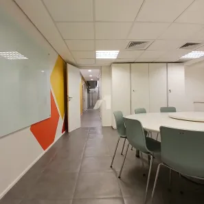 Sala Comercial para alugar, 550m² no Alphaville Empresarial, Barueri