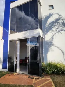 Ponto Comercial para alugar, 458m² no Novo Mundo, Uberlândia