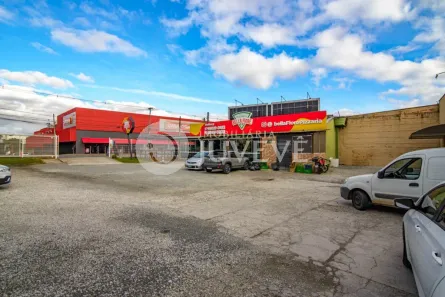 Imóvel Comercial à venda, 500m² no Tingui, Curitiba