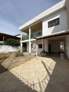 Casa com 3 Quartos à venda, 360m² no Jardim Palmeiras, Montes Claros
