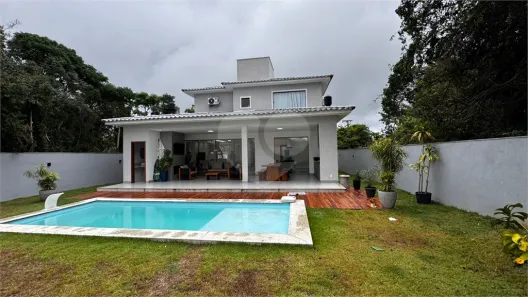 Casa de Condomínio com 4 Quartos à venda, 250m² no Caravelas, Armação dos Búzios