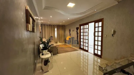 Sobrado com 3 Quartos à venda, 260m² no Cidade São Francisco, São Paulo