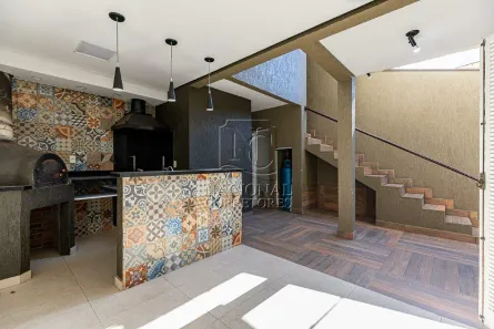 Sobrado com 5 Quartos à venda, 210m² no Vila Assunção, Santo André