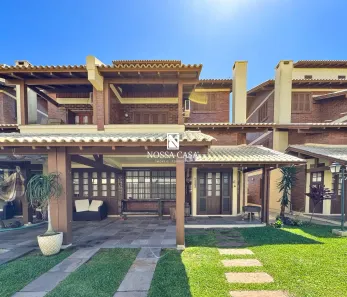 Sobrado com 4 Quartos à venda, 161m² no Torres, Torres