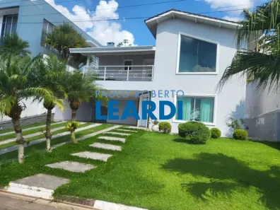 Casa de Condomínio com 3 Quartos à venda, 480m² no Jardim Imperial, Arujá