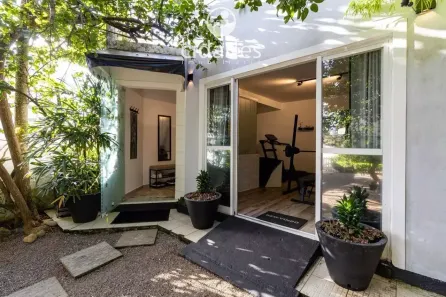 Casa com 4 Quartos para alugar, 380m² no Agronômica, Florianópolis