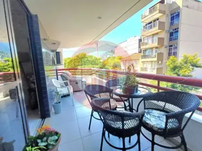 Apartamento com 3 Quartos à venda, 130m² no Grajaú, Rio de Janeiro