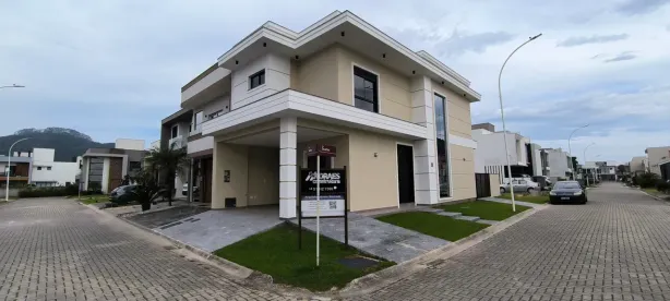 Casa de Condomínio com 3 Quartos à venda, 150m² no Beira Rio, Biguaçu