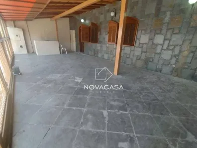 Sobrado com 3 Quartos à venda, 200m² no Santa Mônica, Belo Horizonte