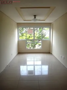 Apartamento com 3 Quartos para venda ou aluguel, 77m² no Vila Marumby, Maringá