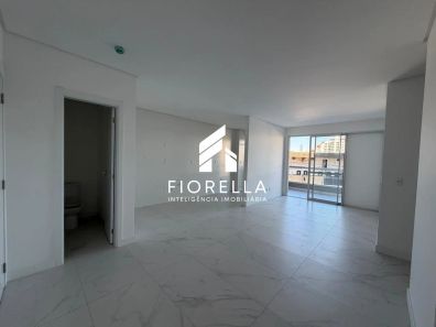 Apartamento com 3 Quartos à venda, 109m² no Canto, Florianópolis