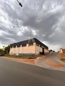 Galpão/Depósito/Armazém com 1 Quarto à venda, 840m² no Canelas, Várzea Grande