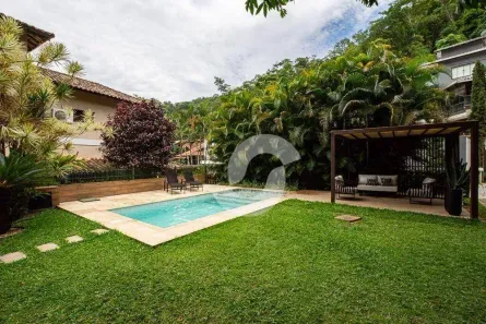 Casa de Condomínio com 4 Quartos à venda, 218m² no Itaipu, Niterói
