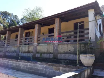 Fazenda/Sítio com 4 Quartos à venda, 240m² no Chácaras Reunidas Igarapés, Jacareí