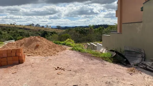 à venda, 365m² no Putim, São José dos Campos
