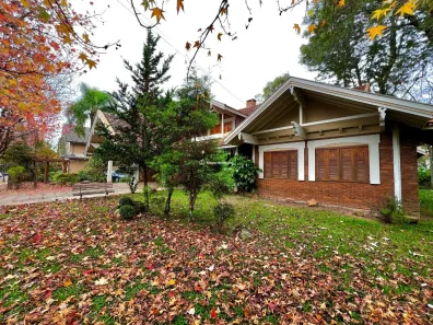Casa com 3 Quartos à venda, 679m² no Planalto, Gramado