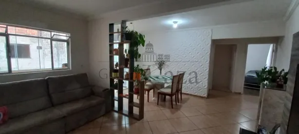 Casa com 6 Quartos à venda, 238m² no Jardim Torrão de Ouro, São José dos Campos