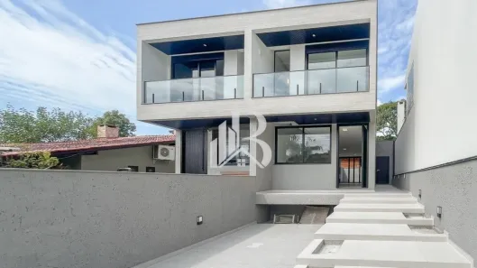 Casa com 3 Quartos à venda, 145m² no Lagoa da Conceição, Florianópolis