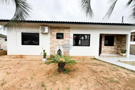 Casa com 3 Quartos à venda, 160m² no São João (Margem Esquerda), Tubarão