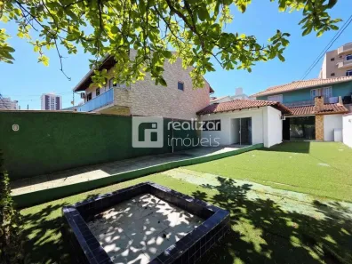 Casa com 4 Quartos para alugar, 160m² no Barreiros, São José