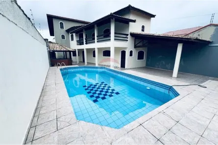 Casa com 6 Quartos à venda, 307m² no Balneário Stella Maris, Peruíbe