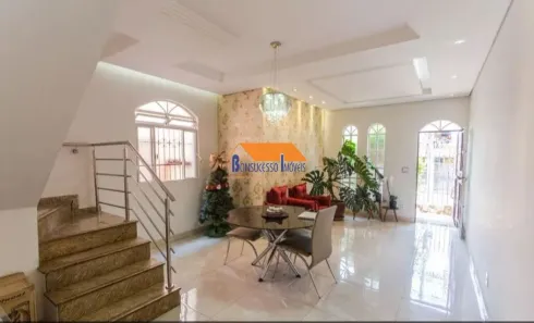 Casa com 4 Quartos à venda, 245m² no Ipê, Belo Horizonte