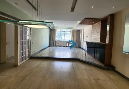 Apartamento com 3 Quartos à venda, 206m² no Copacabana, Rio de Janeiro