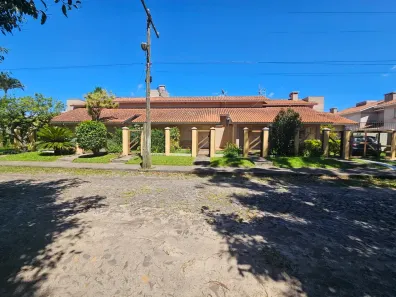 Casa de Condomínio com 1 Quarto à venda, 57m² no Capão Novo, Capão da Canoa
