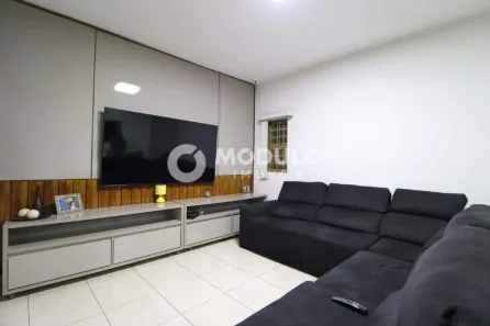 Imóvel Comercial com 3 Quartos para alugar, 151m² no Cidade Jardim, Uberlândia