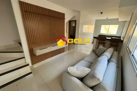 Casa com 2 Quartos para alugar, 80m² no Cidade Jardim, Uberlândia