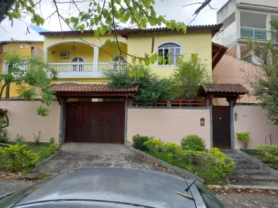 Casa de Condomínio com 3 Quartos à venda, 270m² no Taquara, Rio de Janeiro
