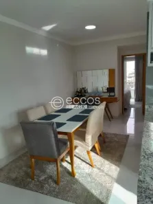 Apartamento com 2 Quartos à venda, 56m² no Osvaldo Rezende, Uberlândia