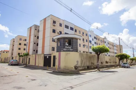 Apartamento com 3 Quartos para alugar, 65m² no Maraponga, Fortaleza