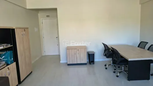 Sala Comercial à venda, 31m² no Teresópolis, Porto Alegre