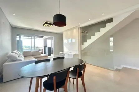 Casa com 4 Quartos para alugar, 183m² no Centro, Florianópolis