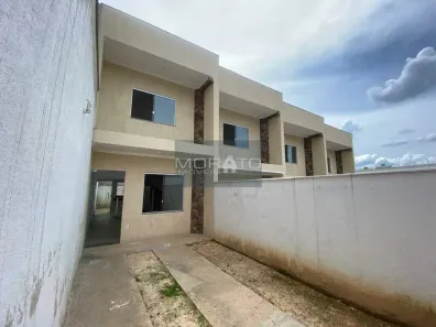 Casa com 2 Quartos à venda, 64m² no Cruzeiro do Sul, Betim
