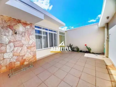 Casa com 4 Quartos à venda, 218m² no Zona Central, Rio Claro
