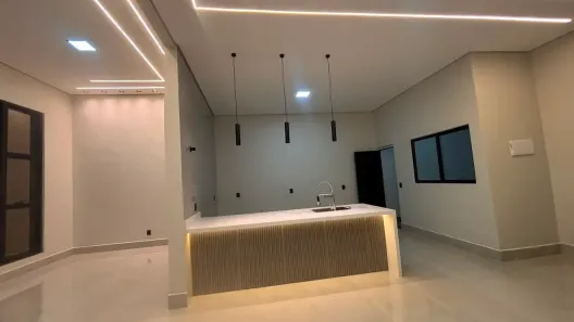 Casa com 3 Quartos à venda, 150m² no Recanto das Emas, Brasília