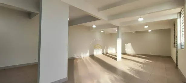 Ponto Comercial à venda, 388m² no Jardim dos Oliveiras, Campinas