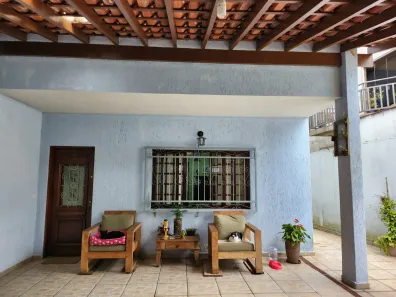 Sobrado com 2 Quartos à venda, 175m² no Centro Alto, Ribeirão Pires