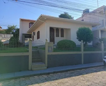 Casa com 4 Quartos à venda, 200m² no Roçado, São José