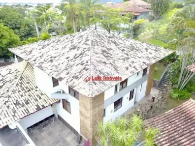 Casa de Condomínio com 6 Quartos à venda, 680m² no Piratininga, Niterói