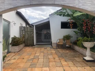 Ponto Comercial com 1 Quarto à venda, 500m² no Brasil, Uberlândia