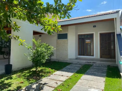 Casa com 3 Quartos para alugar, 200m² no Campos do Conde, Tremembé