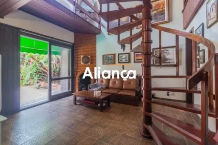 Casa com 4 Quartos para alugar, 500m² no Partenon, Porto Alegre