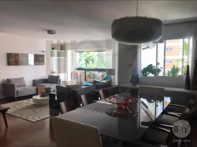 Apartamento com 3 Quartos para alugar, 161m² no Vila Uberabinha, São Paulo