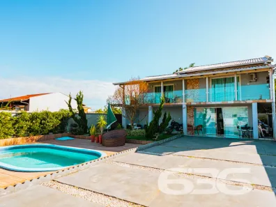 Sobrado com 3 Quartos à venda, 160m² no Pinheiros, Balneário Barra do Sul