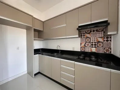 Apartamento com 2 Quartos à venda, 77m² no Santo Antônio, Joinville