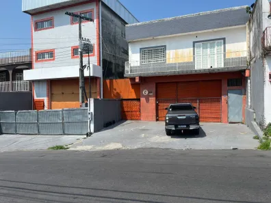Galpão/Depósito/Armazém com 6 Quartos à venda, 1200m² no São Raimundo, Manaus