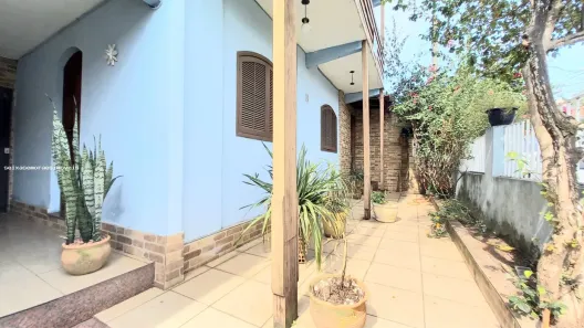 Casa com 4 Quartos à venda, 323m² no Centro, Nova Iguaçu